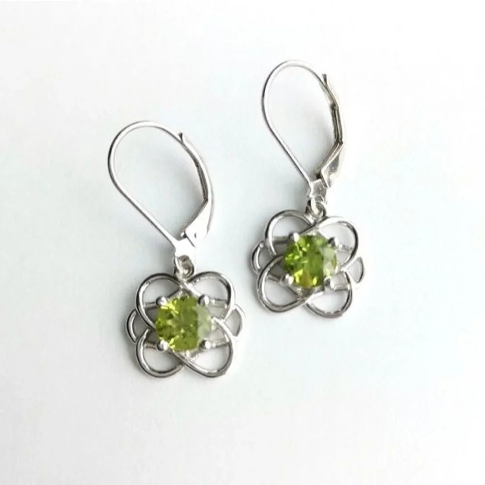 New Sterling silver Peridot modernist flower earrings lever back
